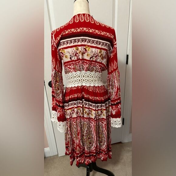 RAGA Red and White Patterned Kimono - Picture 5 of 5